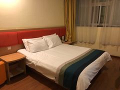 -如家酒店(上海陆家嘴东方明珠浦东大道地铁站店)