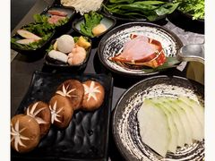 -湊湊火锅·茶憩(合生汇购物中心店)