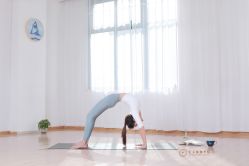 -亚太瑜伽普拉提学院