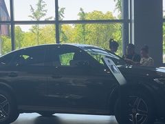 -奔驰上海利星(七宝店)