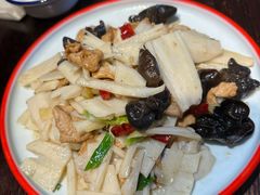-蓝田九大碗民俗食府(蓝田店)