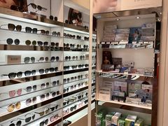 -LensCrafters亮视点·OAKLEY精选(静安嘉里中心店)