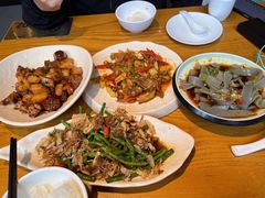 -隔壁老王·家常云南菜(花巷店)