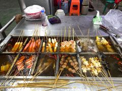 -乌恰市场(彩虹商场店)