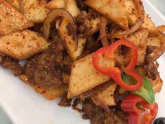 -马尔龙新疆饭店·清真(瑞景店)