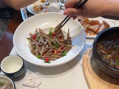 -梅利汴京烤鸭•开封豫菜地标店(东大街店)