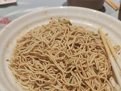 老武汉凉面-肥肥虾庄·金牌油焖大虾(杨园滨江时代walk店)