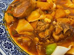 新疆大盘鸡-西部马华清真兰州牛肉面·烧烤夜市(关东店)