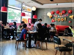 大堂-必胜客(新中纬店)