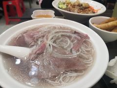 越南生牛肉粉-PHO·5越南牛肉粉(建新路店)