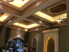 -沙枣树辣子鸡•新疆家常菜(喀什西路店)