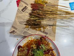 -老街烧烤大排档·地道湖北菜·龙虾馆(汉口火车站店)