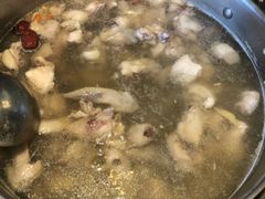 -一席地·本地鸡窝·杭帮鸡火锅(萧山银隆百货店)