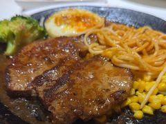 -汤姆家的牛排意面披萨(融创茂店)