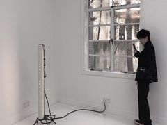 -胶囊画廊