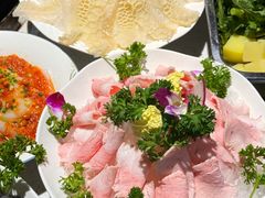 -贵府酸汤牛肉火锅·贵州老字号(飞山街店)