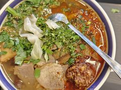 -云阿蛮云南生烫牛肉米线(奉贤路店)