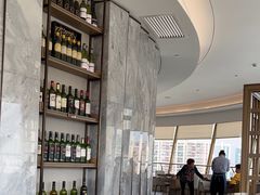 -杏荟旋转餐厅(广州爱群店)