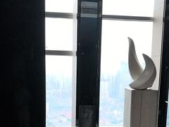 -唐拉雅秀酒店-西锦汇空中BBQ·思创餐厅