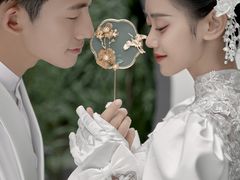 -经典婚纱摄影美学馆·私人定制