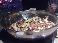 干锅牛蛙-蛙蛙叫干锅年代(簋街总店)