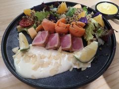 -F+轻食健身赋能空间(中华北路国贸商场店)
