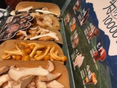 -芸山季·云南山珍菌火锅(人民广场来福士店)