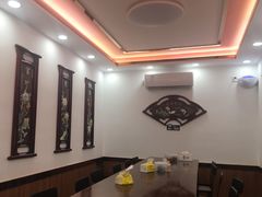-余百年·现烧烧腊(布吉金利店)