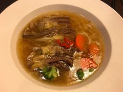 金牌红烧牛肉面-康师傅私房牛肉面(马泉营奥莱店)