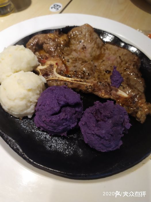 豪客来牛排(重庆三峡广场步行街1704店)红胡椒劲骨牛排图片