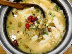 -周鱼小馆石锅酸菜鱼(活力汇店)