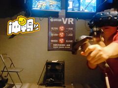 -VR 间客漫·PS电玩·虚拟现实包间游戏电竞(街道口店)