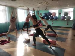 -爱尔乐美孕产瑜伽·普拉提