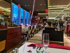 -大中华希尔顿酒店-念自助餐·嗨啤·小龙虾