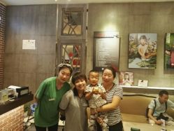 点击看大图 android_upload_pic-汪正影业素摄儿童摄影工作室(星摩尔购物中心店)