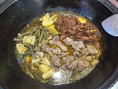 -边江铁锅炖鱼(振八街店)