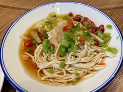 -穿越时尚餐厅(英武中路店)