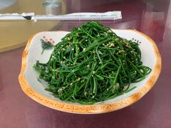 -壹阁胡羊焖饼(特色小吃街店)