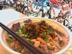 -文山荷鲜居(翠湖店)