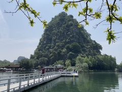 -星湖旅游景区七星岩