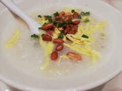 西关艇仔粥-稻香酒家·33年老字号·港式粤菜(富邦中心店)
