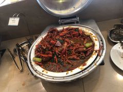 -荣誉国际酒店-云顶旋转餐厅