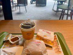 -麦当劳(杭州西湖银泰百货店)
