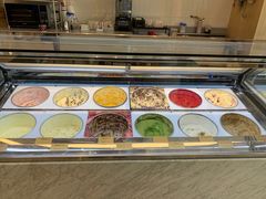 自助取餐区-哈根达斯(陆家浜路店)