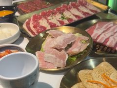 -炙城·韩式烤肉(南京东路店)