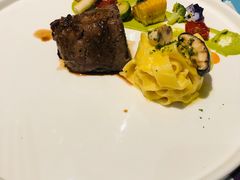 -水桶王国主题餐厅·聚会·生日派对·亲子活动·家庭套餐(亚龙湾希尔顿店)