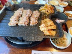 -Dombe豚(黑猪肉街店)