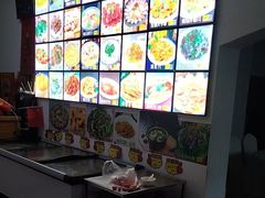 -华龙特色大骨鸡农家菜馆