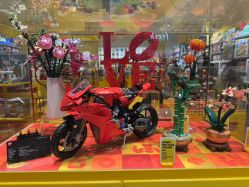 -乐高授权专卖店(卓悦汇店)