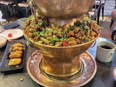 -巴四老城区炭火蛙锅(张江店)